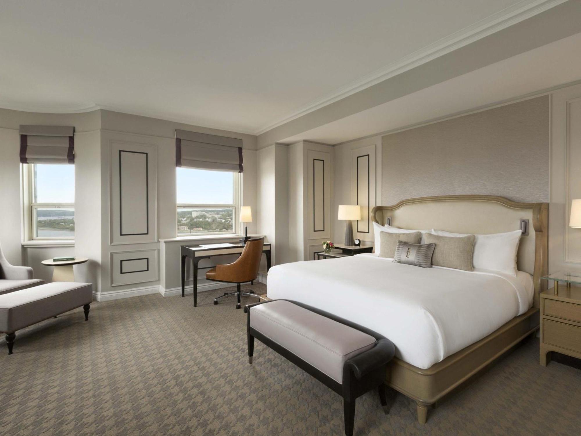 Camera King Fairmont Gold Signature